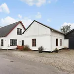 “den Gamle Lade I Hejls” Couette-café 4*