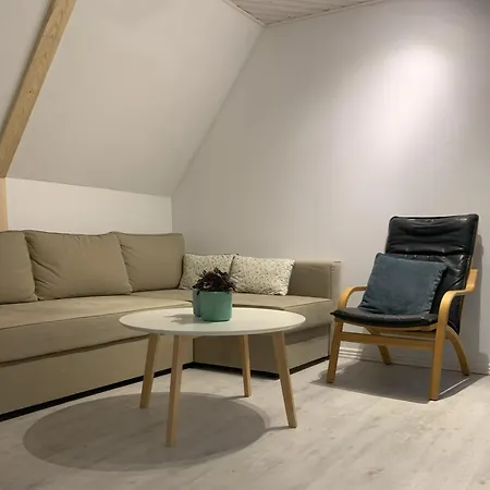 B&B “den Gamle Lade I Hejls” 하일스