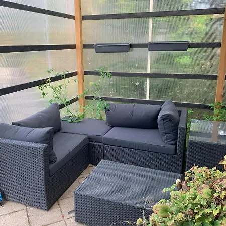 “den Gamle Lade I Hejls” Bed and Breakfast