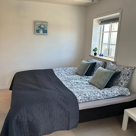 “den Gamle Lade I Hejls” B&B 하일스