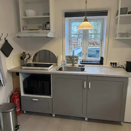 “den Gamle Lade I Hejls” B&B 하일스