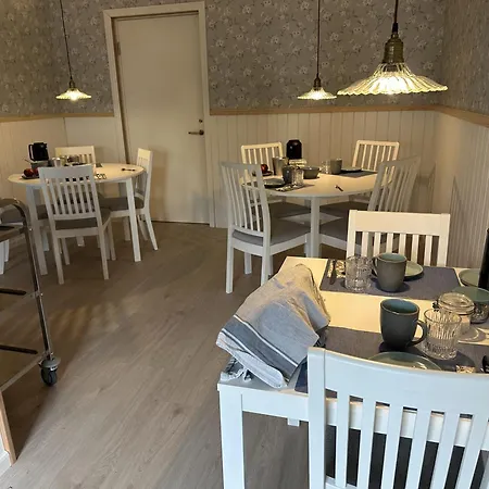 “den Gamle Lade I Hejls” Bed & Breakfast 4*