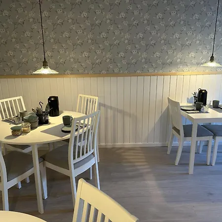 “den Gamle Lade I Hejls” Bed & Breakfast 4*